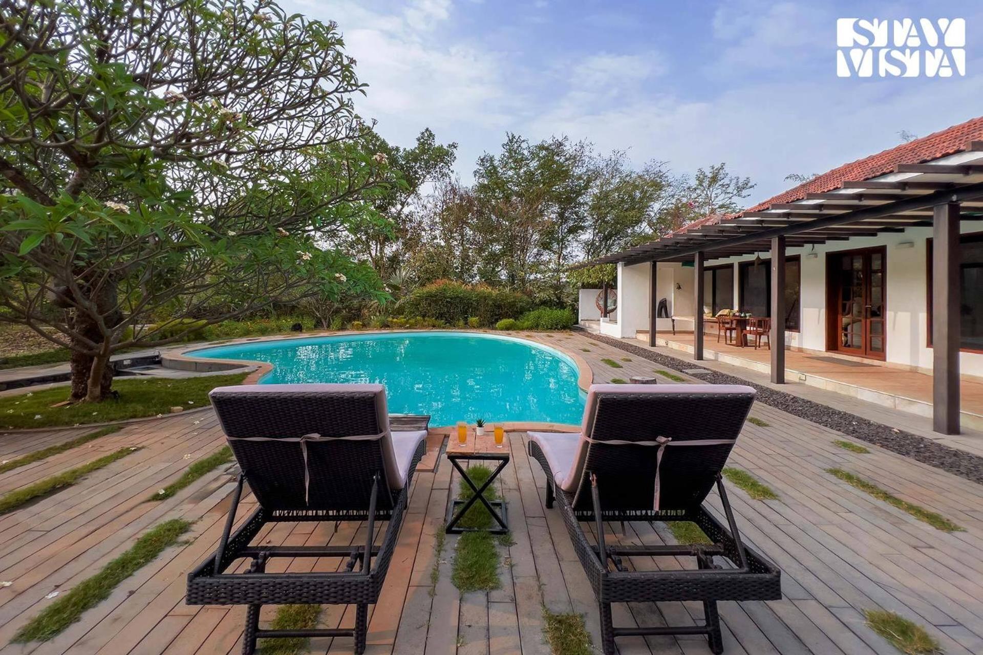 Wander Beyond By Stayvista - Featuring A Bali-Themed Abode And A Refreshing Swimming Pool Алибаг Екстериор снимка