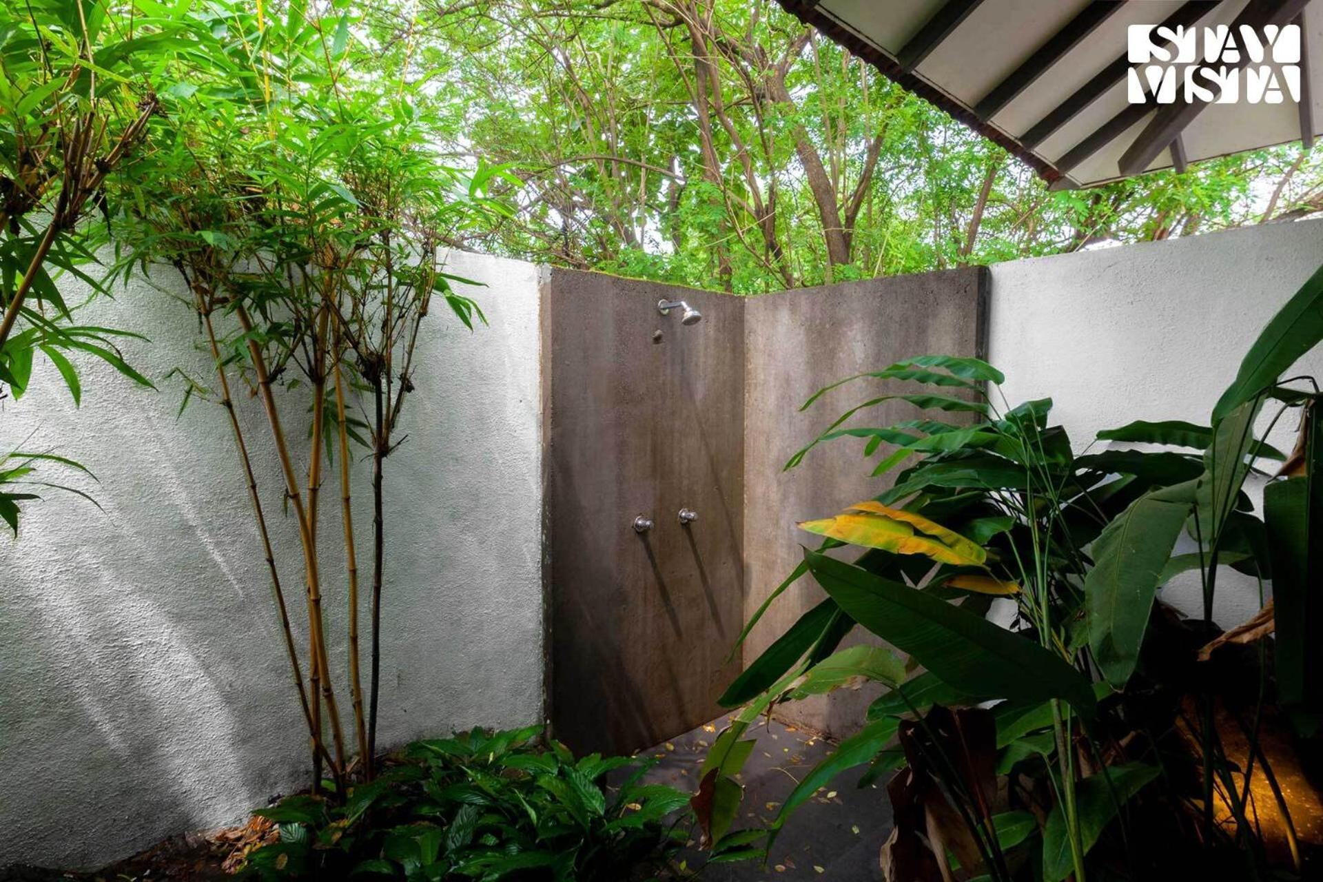 Wander Beyond By Stayvista - Featuring A Bali-Themed Abode And A Refreshing Swimming Pool Алибаг Екстериор снимка