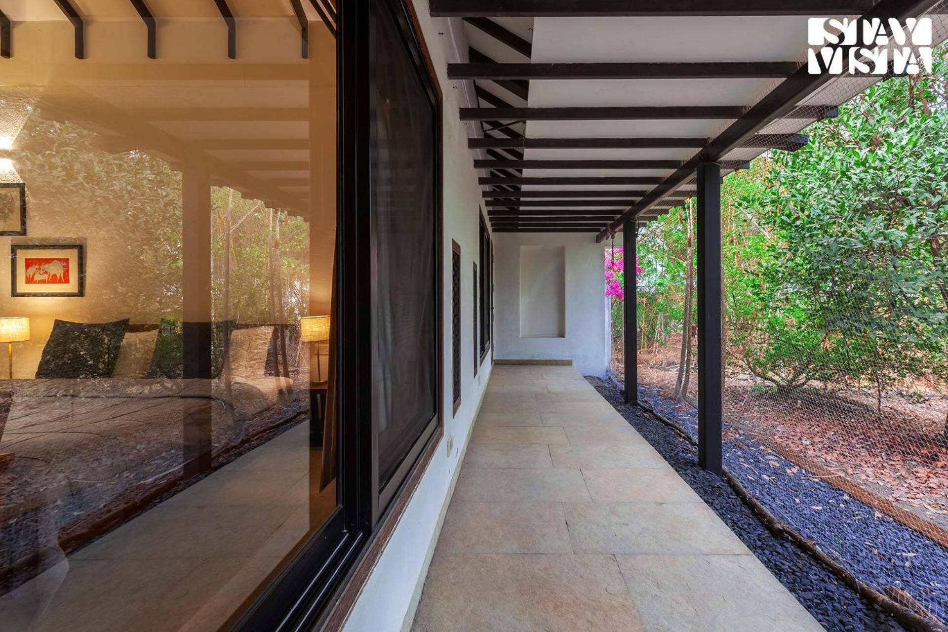 Wander Beyond By Stayvista - Featuring A Bali-Themed Abode And A Refreshing Swimming Pool Алибаг Екстериор снимка
